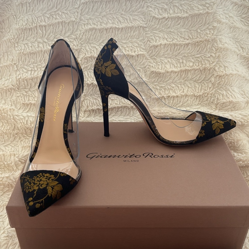 Gianvito Rossi Heels - Picture 2 of 10